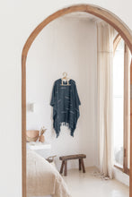 Load image into Gallery viewer, Lines Kimono