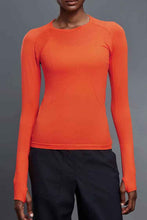 Load image into Gallery viewer, BTR Active Seamless Baselayer