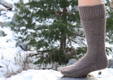Load image into Gallery viewer, Superwarm Heavy Extreme Alpaca Socks