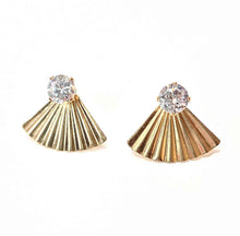 Load image into Gallery viewer, 6mm 14K GF Swarovski stud earrings
