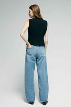 Load image into Gallery viewer, Slope Curve Jeans HJ039
