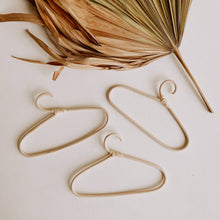 Load image into Gallery viewer, Modern Rattan Hanger
