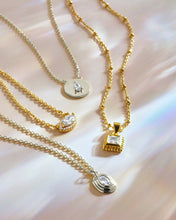 Load image into Gallery viewer, Betsy Oval CZ Pendant Necklace
