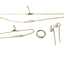 Load image into Gallery viewer, Four Pearl bracelet, silver or gold bracelet
