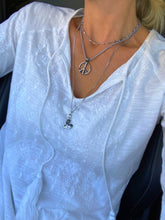 Load image into Gallery viewer, CLASSIC PEACE NECKLACE - DON GREAT
