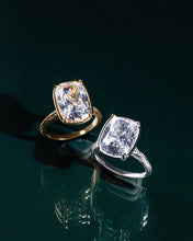 Load image into Gallery viewer, Sterling Silver Elongated Cushion Cocktail Ring
