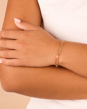 Load image into Gallery viewer, Sterling Silver Polished Large Link Bracelet
