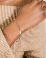 Load image into Gallery viewer, Sterling Silver Herringbone Chain Bracelet
