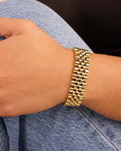 Load image into Gallery viewer, Chunky Watch Band Chain Bracelet
