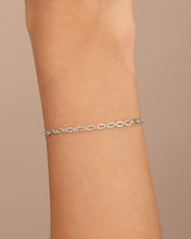 Load image into Gallery viewer, Delicate Link Bracelet

