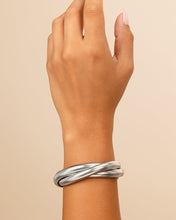 Load image into Gallery viewer, Briar Stacking Link Bracelet
