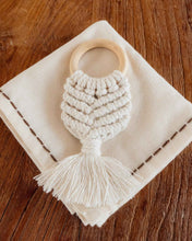Load image into Gallery viewer, Cotton Macrame Napkins and Rings Set of 6
