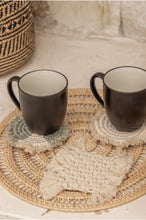 Load image into Gallery viewer, Woven Rattan Placemat Set
