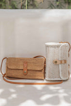 Load image into Gallery viewer, Ulan Rattan Purse
