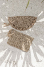Load image into Gallery viewer, Seagrass Clutch
