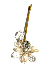 Load image into Gallery viewer, Swarovski Flower hair pins
