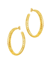 Load image into Gallery viewer, Everly Flat Herringbone Chain Hoop Earrings
