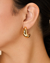 Load image into Gallery viewer, Julia Micro Huggie Hoop Earrings
