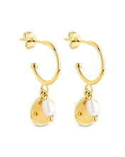 Load image into Gallery viewer, Morgan Pearl &amp; Disk Dangle Earrings
