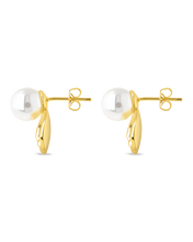 Load image into Gallery viewer, Alice Pearl &amp; Shell Stud Earrings

