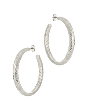 Load image into Gallery viewer, Everly Flat Herringbone Chain Hoop Earrings
