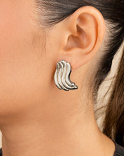 Load image into Gallery viewer, Sylvie Ripple Statement Studs
