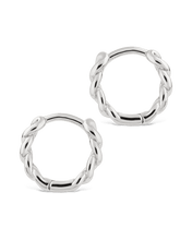 Load image into Gallery viewer, Maeve Rounded Link Hoops
