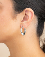 Load image into Gallery viewer, Indy Elongated Hoop Earrings
