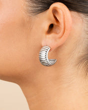 Load image into Gallery viewer, Philippa Ribbed Huggie Hoop Earrings
