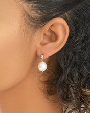 Load image into Gallery viewer, The Perfect O-ccasion Earring Case
