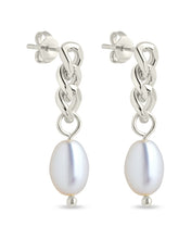 Load image into Gallery viewer, Hana Chain Drop Pearl Earrings
