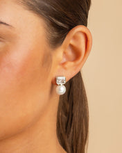 Load image into Gallery viewer, Hilda Pearl &amp; Emerald Cut CZ Studs
