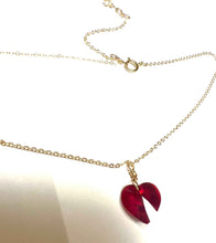 Load image into Gallery viewer, Red Heart swarovski thread earrings
