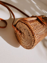 Load image into Gallery viewer, Diah Rattan Purse
