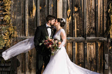 Load image into Gallery viewer, The Kelley Bridal Comb and earring Duo (Crystal Pearl and Rhinestone)
