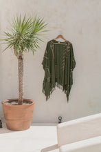 Load image into Gallery viewer, Abstract Kimono
