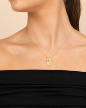 Load image into Gallery viewer, Birth Flower Pendant
