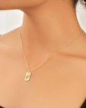 Load image into Gallery viewer, Birth Flower Pendant
