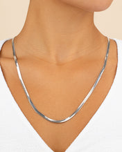 Load image into Gallery viewer, Herringbone Chain Necklace
