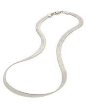Load image into Gallery viewer, Bronx Chain Necklace
