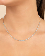 Load image into Gallery viewer, Blakely Chain Necklace
