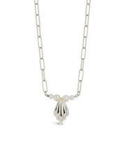 Load image into Gallery viewer, Chérie Pearl Shell Pendant Necklace
