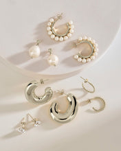 Load image into Gallery viewer, The Perfect O-ccasion Earring Case
