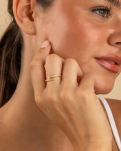 Load image into Gallery viewer, Sterling Silver Journey Twisted Sparkle Wrap Ring
