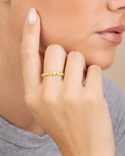 Load image into Gallery viewer, Sterling Silver Nixie Twist Band Ring
