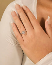 Load image into Gallery viewer, Sterling Silver Cubic Zirconia Oval Ring
