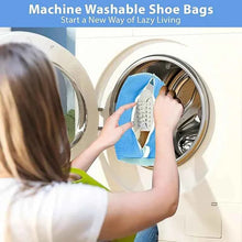 Load image into Gallery viewer, Fluffy Fiber Shoe Washing Bag 360° Surround Cleaning Reusable Durable Machine-Washable Laundry Bag with Zipper Closure (1pc)
