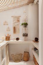 Load image into Gallery viewer, Sama Seagrass Tote Bag
