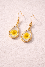 Load image into Gallery viewer, Wildflower Gold Dangle Earrings
