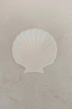 Load image into Gallery viewer, Stucco Shell Trinket Tray
